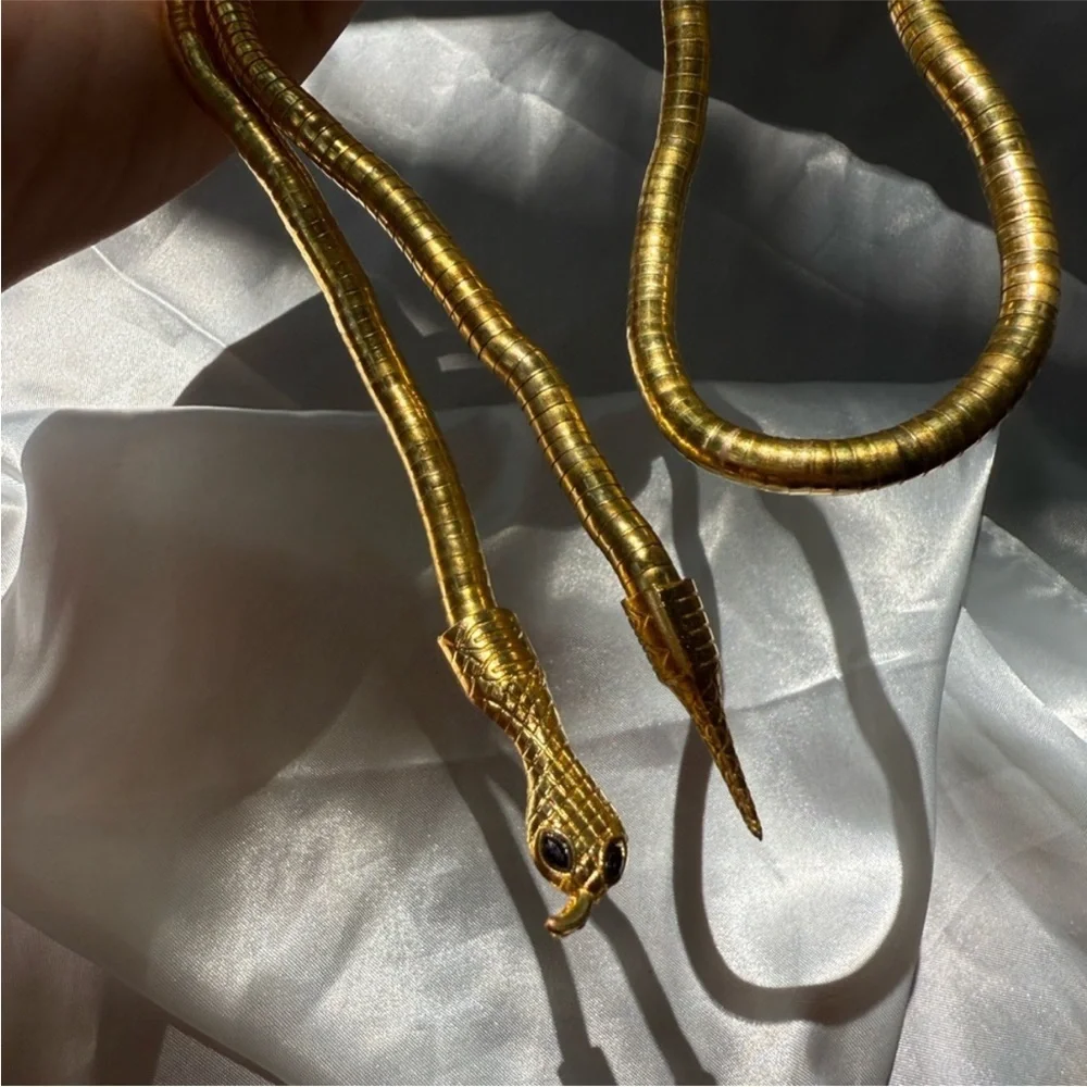 Flexible multi purpose serpenti Gold Snake Necklace - Picture 5 of 10